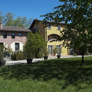 https://quattrocolli-bb.emilia-romagnahotels.net
